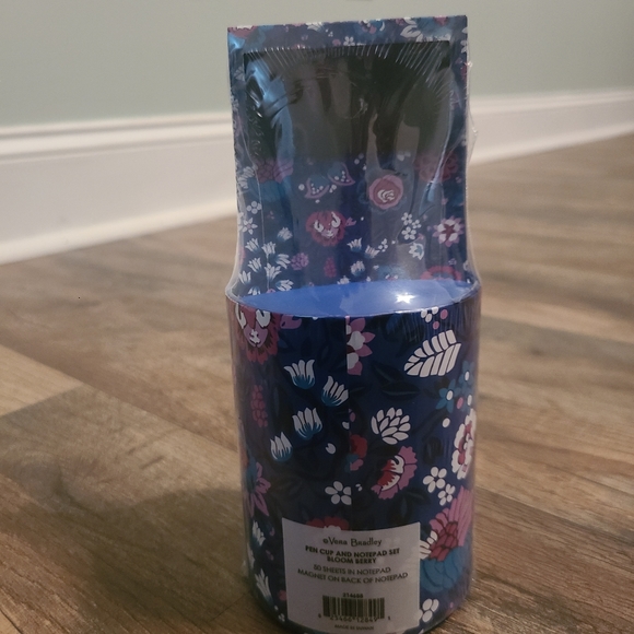 *SOLD* NEW Vera Bradley Bloom Berry Stationary Set Notebook Pen Cup Binder - Picture 4 of 16